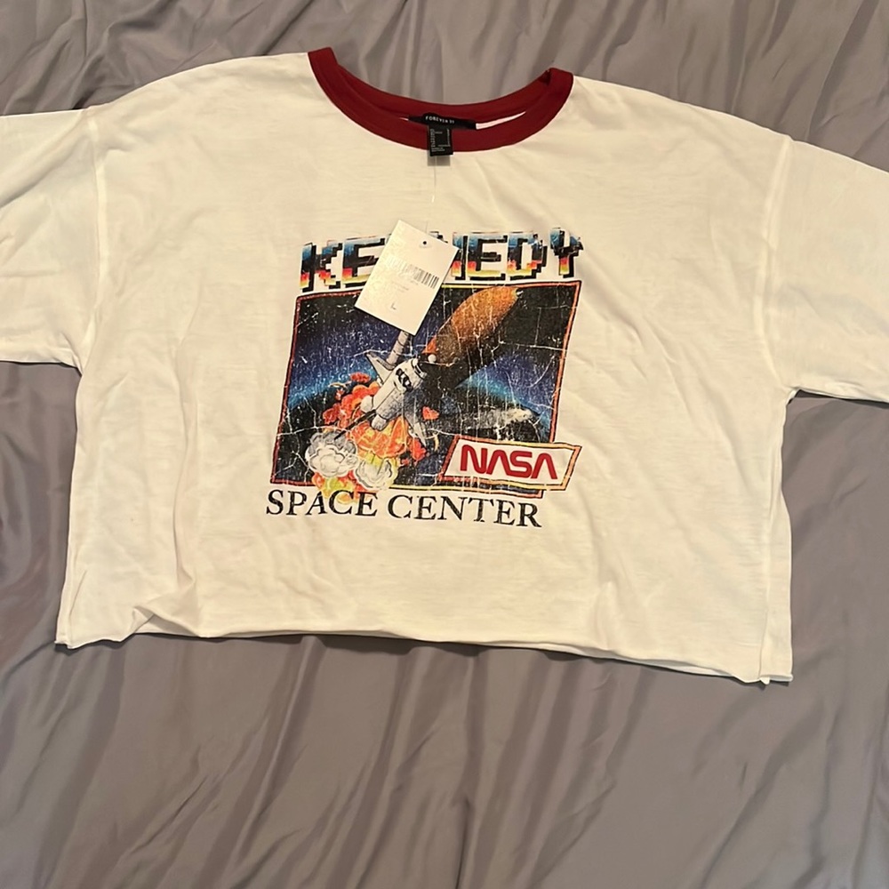 Forever 21 cropped oversized tshirt
